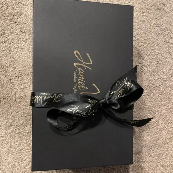 Forest Green Velvet Clutch - Picture 5 of 5